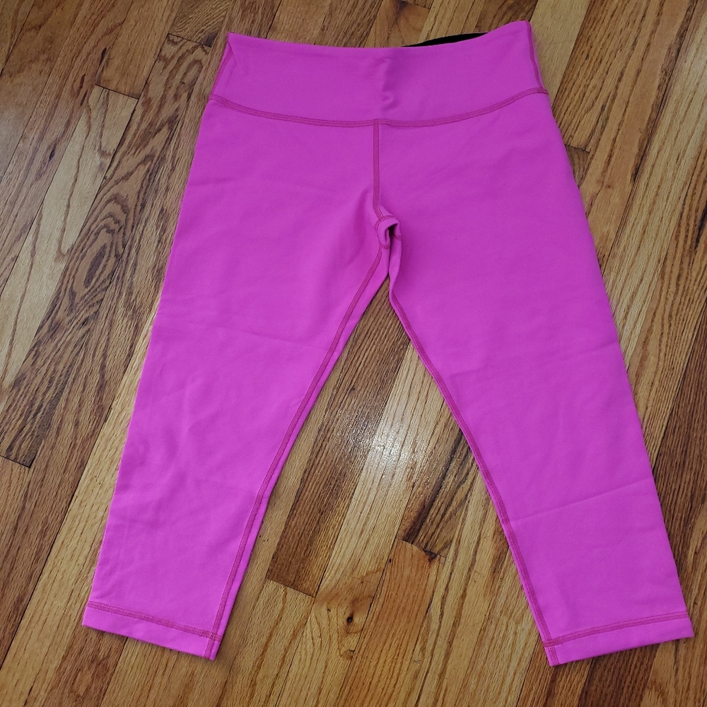 Lululemon athletica capri leggings
